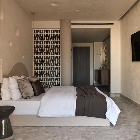 Uzenie All Suites Boutique Resort (Adults Only) أذيليانوس كامبوس المظهر الخارجي الصورة